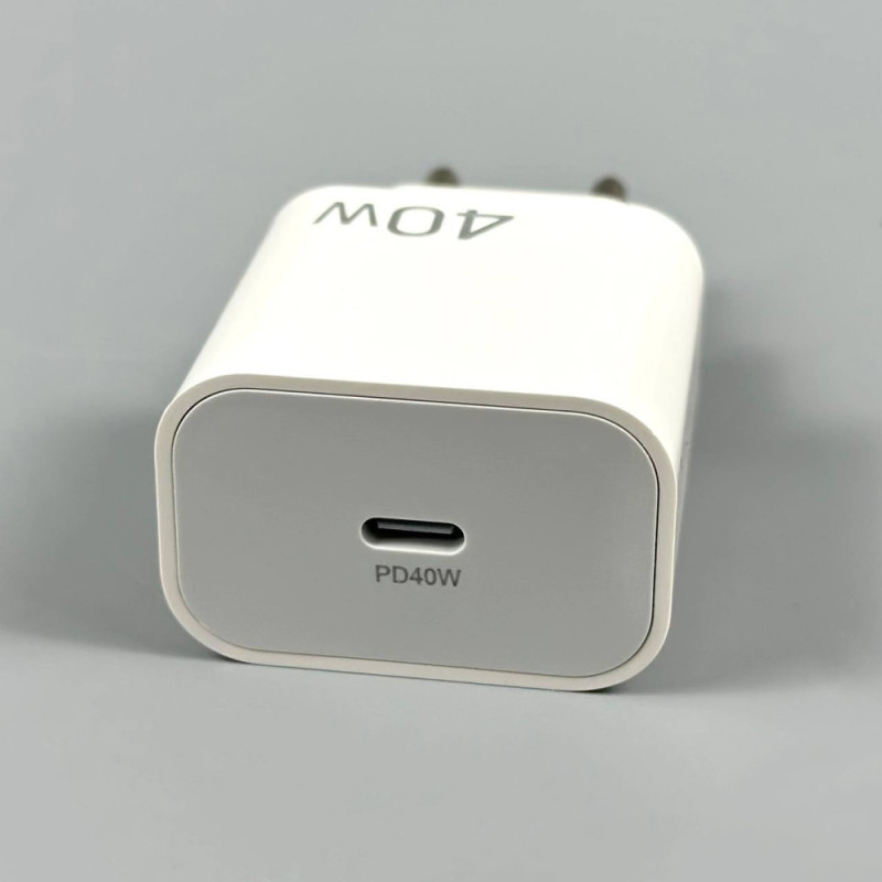 Сетевое зарядное устройство USB-C блок питания 40W с кабелем Type-C Type-C