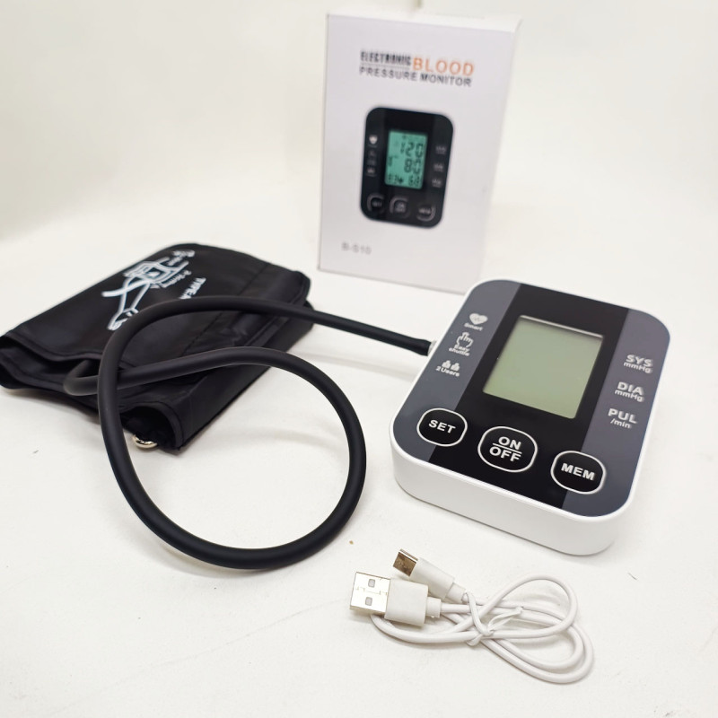 Автоматический тонометр для измерения давления с работой от батареек USB ЖК-дисплеем индикатором заряда