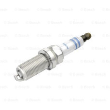 Свеча зажигания Bosch 0 242 235 743